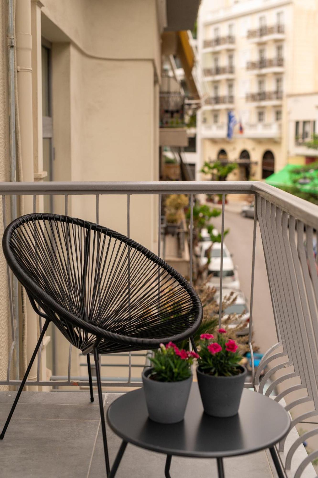 Acropolis Signature Apartment Athens Ngoại thất bức ảnh